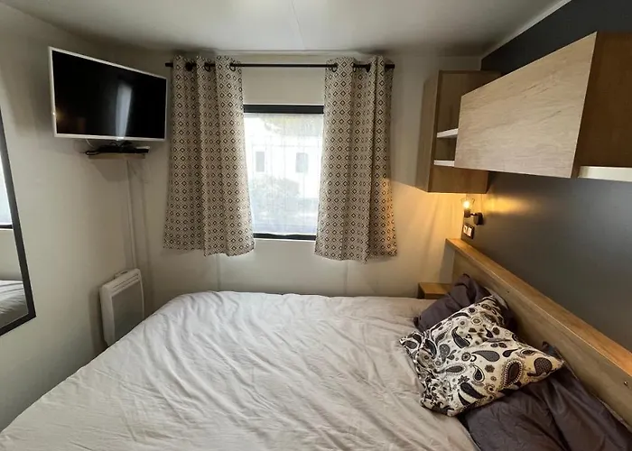 Bayaina Campsite Gastes